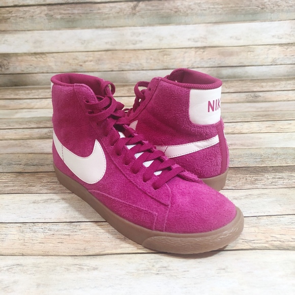 Nike Shoes - BLACK FRIDAY SALE Nike Blazer Mid Suede (8 & 9.5)